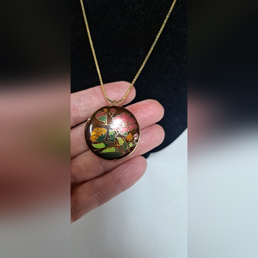 Vintage Bronze Green Pink Colored Cloisonne Pendant On Gold Tone Chain Necklace